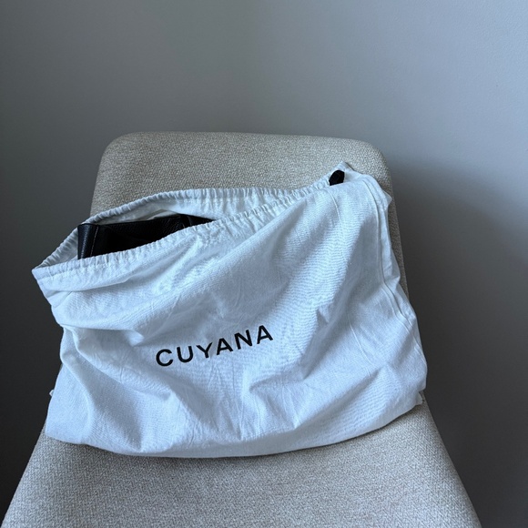 CUYANA Classic Easy Tote - Picture 8 of 8